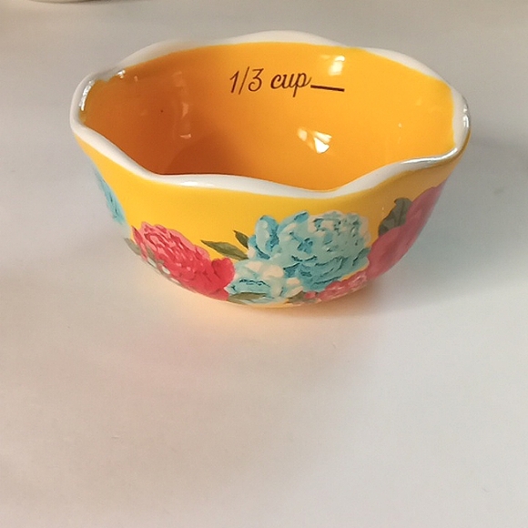 Set Of 4 Floral Ceramic Measuring Cups - Picture 10 of 16